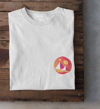 Lade das Bild in den Galerie-Viewer, Decentraland T-Shirt
